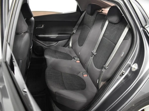 Седан Kia Rio 2013 года, 835200 рублей, Казань