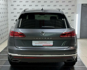 Внедорожник Volkswagen Touareg 2019 года, 4550000 рублей, Красноярск