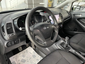 Седан Kia Cerato 2014 года, 897000 рублей, Солонцы