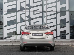 Седан Hyundai Elantra 2015 года, 1260000 рублей, Краснодар