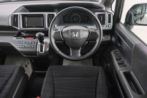 Минивэн Honda Stepwgn 2011 года, 1359000 рублей, Красноярск
