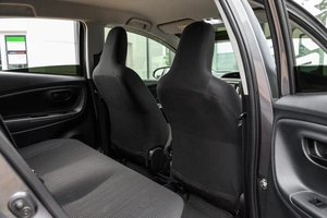 Хетчбэк Toyota Vitz 2015 года, 939000 рублей, Ульяновск