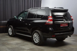 Внедорожник Toyota Land Cruiser Prado 2017 года, 4099000 рублей, Красноярск