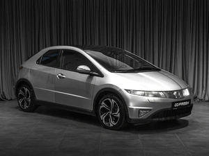 Хетчбэк Honda Civic 2008 года, 579000 рублей, Тюмень