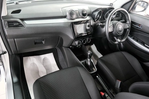 Хетчбэк Suzuki Swift 2019 года, 1349000 рублей, Омск