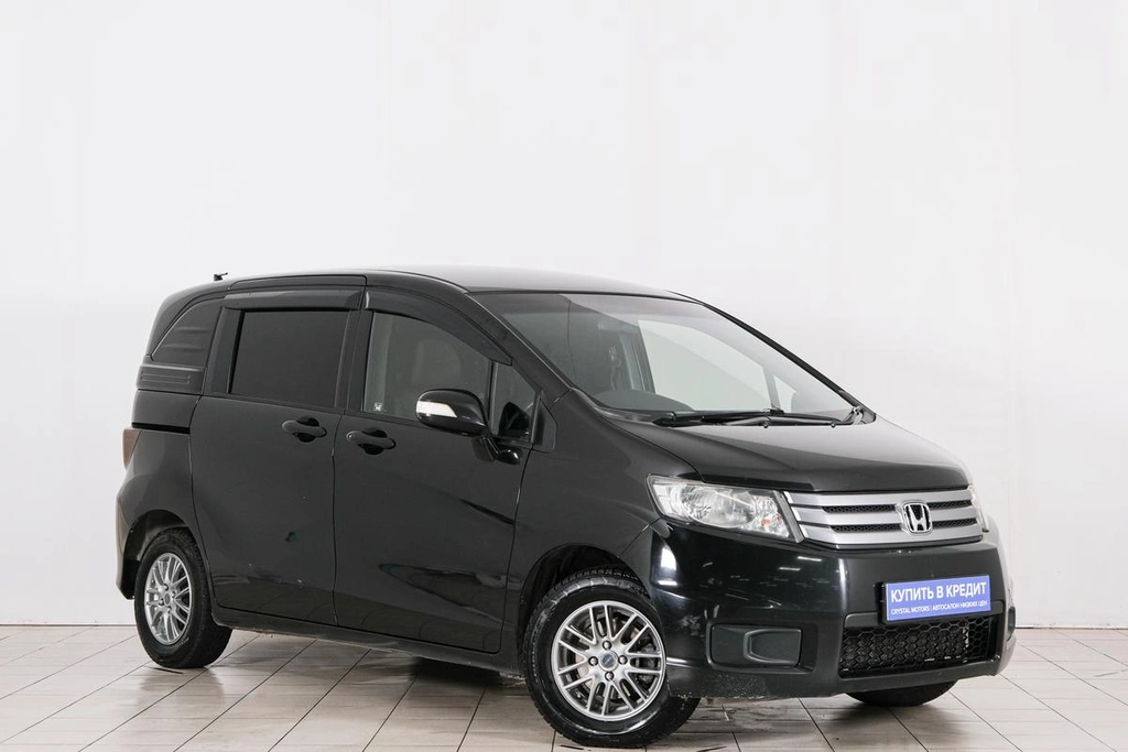 Минивэн Honda Freed 2013 года, 1049000 рублей, Красноярск