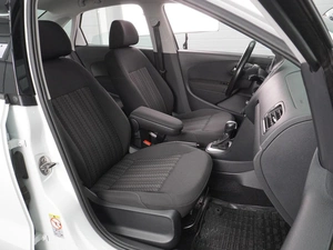 Седан Volkswagen Polo 2019 года, 1368000 рублей, Воронеж