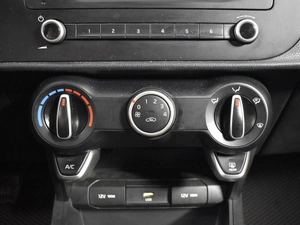 Седан Kia Rio 2020 года, 1587200 рублей, Казань