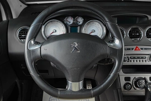 Седан Peugeot 408 2014 года, 719000 рублей, Тюмень