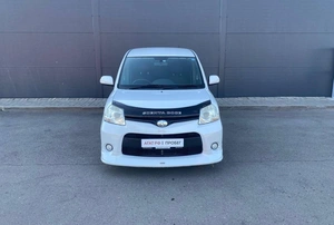 Минивэн Toyota Sienta 2013 года, 1100000 рублей, Солонцы