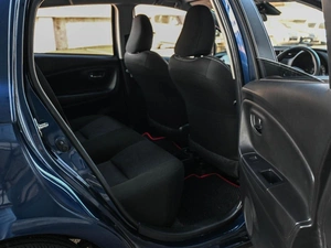 Хетчбэк Toyota Vitz 2019 года, 1159000 рублей, Кирилловка