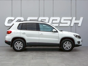 Внедорожник Volkswagen Tiguan 2015 года, 1690000 рублей, Краснодар