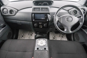 Минивэн Toyota bB 2013 года, 989000 рублей, Красноярск