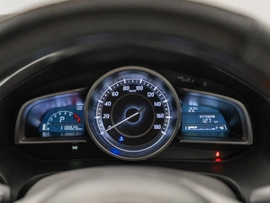 Седан Mazda Axela 2015 года, 1325000 рублей, Красноярск