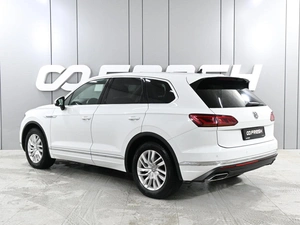 Внедорожник Volkswagen Touareg 2019 года, 4349000 рублей, Аксай