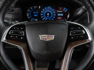 Внедорожник Cadillac Escalade 2015 года, 3699000 рублей, Тюмень