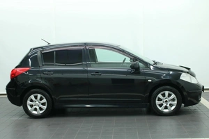 Хетчбэк Nissan Tiida 2011 года, 845000 рублей, Красноярск