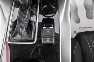 Внедорожник Mitsubishi Eclipse Cross 2018 года, 2299000 рублей, Барнаул