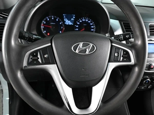 Седан Hyundai Solaris 2012 года, 755000 рублей, Аксай