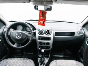 Седан Renault Logan 2010 года, 440000 рублей, Красноярск