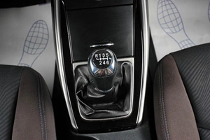 Седан Hyundai Elantra 2012 года, 919000 рублей, Тюмень