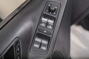 Внедорожник Volkswagen Tiguan 2013 года, 1629000 рублей, Томск