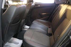 Хетчбэк Opel Astra 2012 года, 829000 рублей, Омск