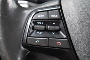 Седан Hyundai Elantra 2018 года, 1579000 рублей, Оренбург