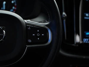 Внедорожник Volvo XC60 2021 года, 3935147 рублей, Москва