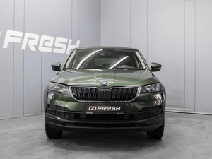 Внедорожник Skoda Karoq 2020 года, 2250000 рублей, Омск