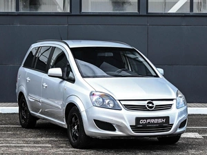 Минивэн Opel Zafira 2012 года, 594000 рублей, Кирилловка