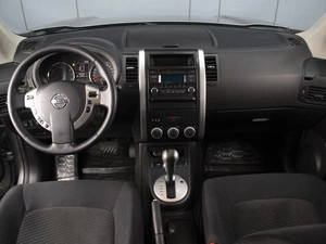 Внедорожник Nissan X-Trail 2014 года, 1360000 рублей, Омск
