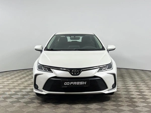 Седан Toyota Corolla 2019 года, 1730000 рублей, Казань