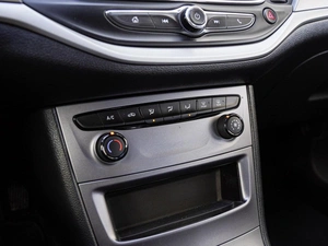 Универсал Opel Astra 2021 года, 1093060 рублей, Волгоград