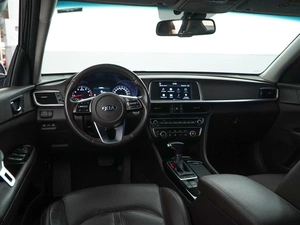 Седан Kia Optima 2018 года, 1587965 рублей, Москва