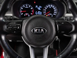 Седан Kia Rio 2017 года, 1449000 рублей, Тюмень