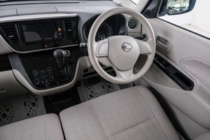 Хетчбэк Nissan Dayz Roox 2018 года, 749000 рублей, Красноярск