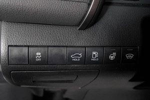 Седан Toyota Camry 2021 года, 2999000 рублей, Кемерово