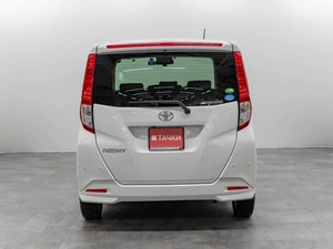 Минивэн Toyota Roomy 2020 года, 1000000 рублей, Красноярск