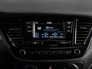 Седан Hyundai Solaris 2021 года, 1599000 рублей, Тюмень