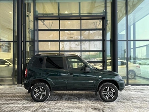 Внедорожник Chevrolet Niva 2015 года, 450000 рублей, Уфа