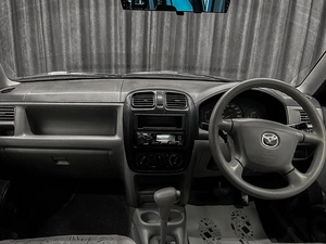 Хетчбэк Mazda Demio 2000 года, 255000 рублей, Красноярск