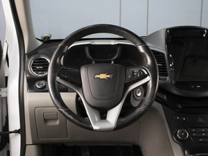 Минивэн Chevrolet Orlando 2012 года, 970000 рублей, Омск