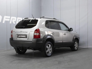 Внедорожник Hyundai Tucson 2007 года, 990000 рублей, Омск