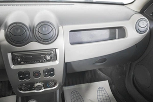 Хетчбэк Renault Sandero 2012 года, 609000 рублей, Кемерово