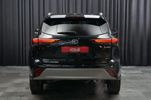 Внедорожник Toyota Highlander 2026 года, 5999000 рублей, Красноярск