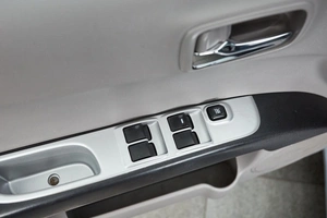 Пикап Mitsubishi L200 2013 года, 1649000 рублей, Красноярск