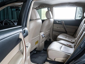 Внедорожник Toyota Highlander 2011 года, 1869000 рублей, Волгоград