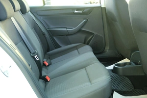 Лифтбек Volkswagen Polo 2021 года, 1699000 рублей, Омск