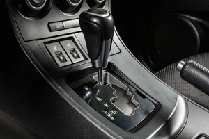 Хетчбэк Mazda 3 2013 года, 1049000 рублей, Сургут